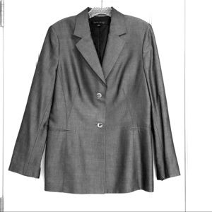 Grey oversized blazer with 2 buttons